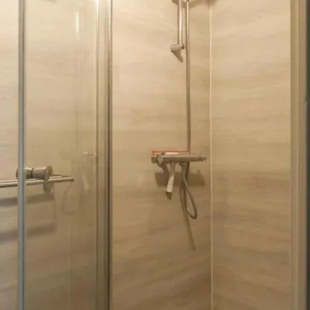 Apartament Front In Near Centre And Tue *