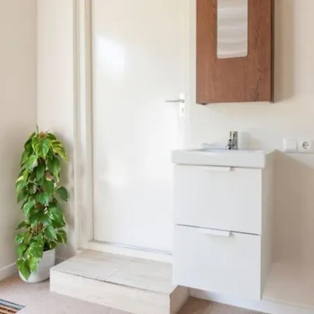 Front In Near Centre And Tue Appartamento Eindhoven